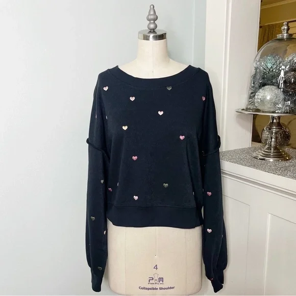 Embroidered Hearts Black Cropped Sweatshirt Pullover Nwt - Picture 5 of 7